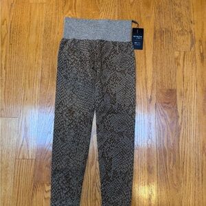 NVGTN Snake Print Leggings - Brown and Gray